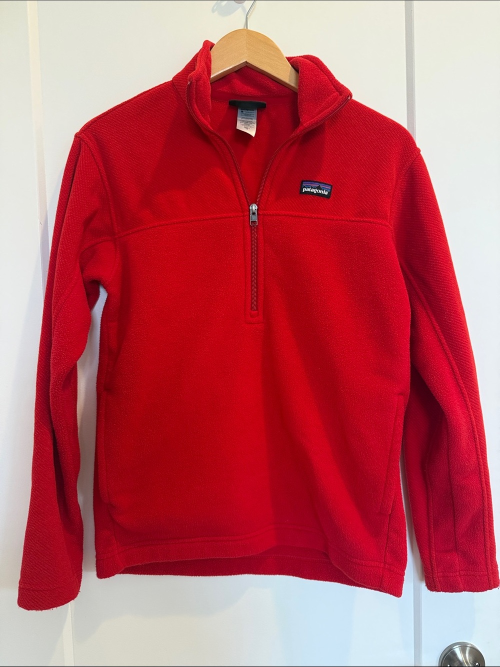 Patagonia Men’s Red Quarter-Zip Fleece Pullover